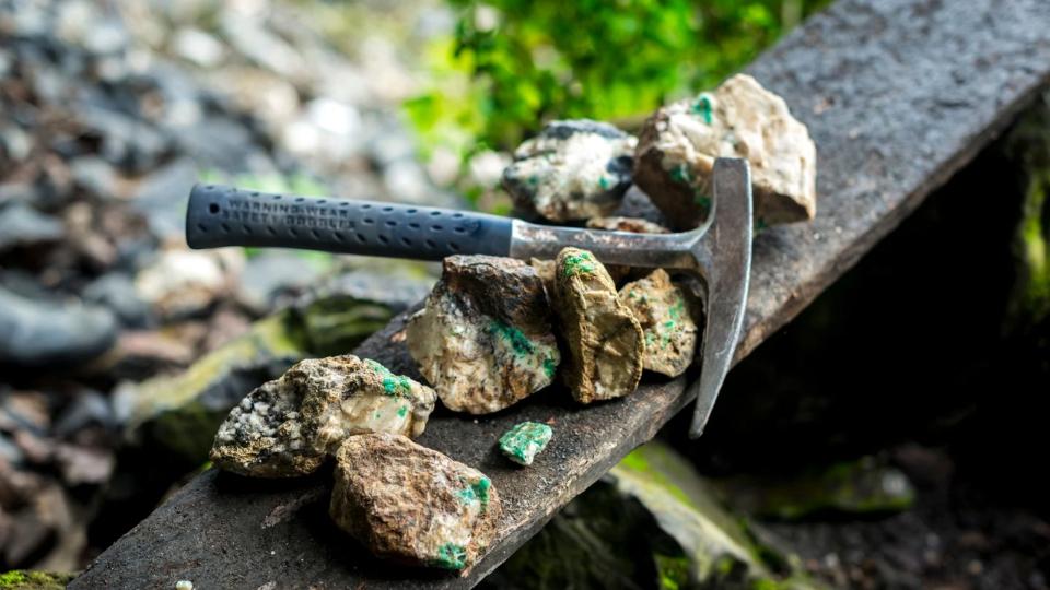 Hvorfor Colombianske Smaragder? Nyheden bag denne århundrede-gamle ædelsten