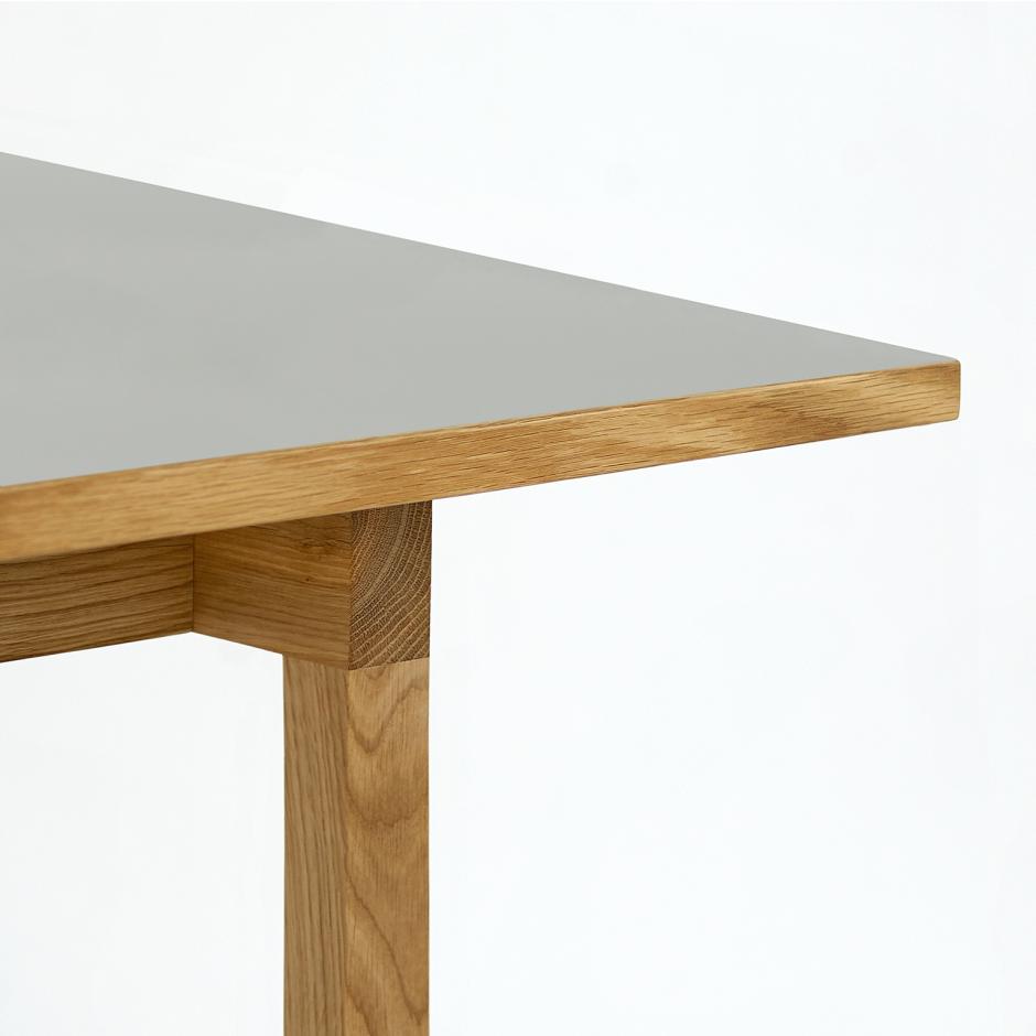 Gable Table