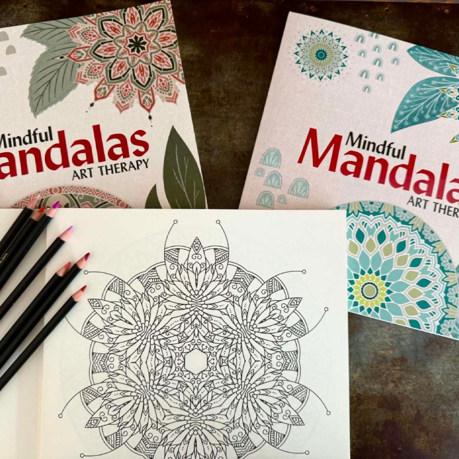 Mindful Mandalas Art Therapy malebøger