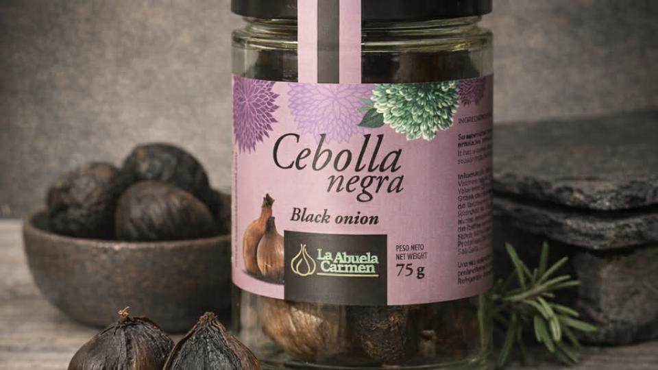 Black onion, garlic & lemón er det nye sorte