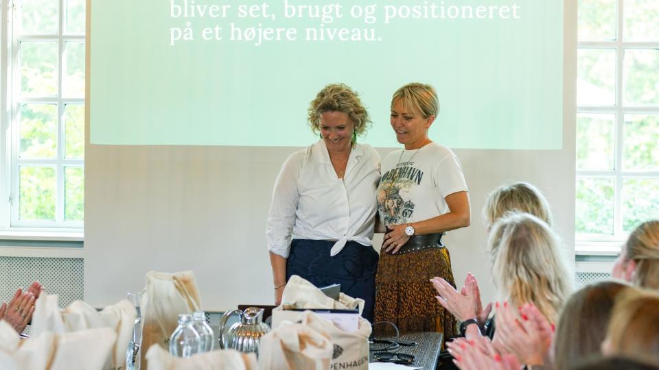 SKADIS Jewelry hylder stærke kvinder