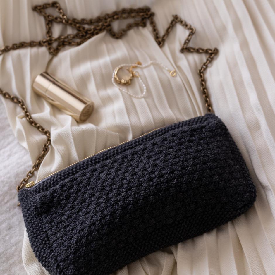 Clutches with chain